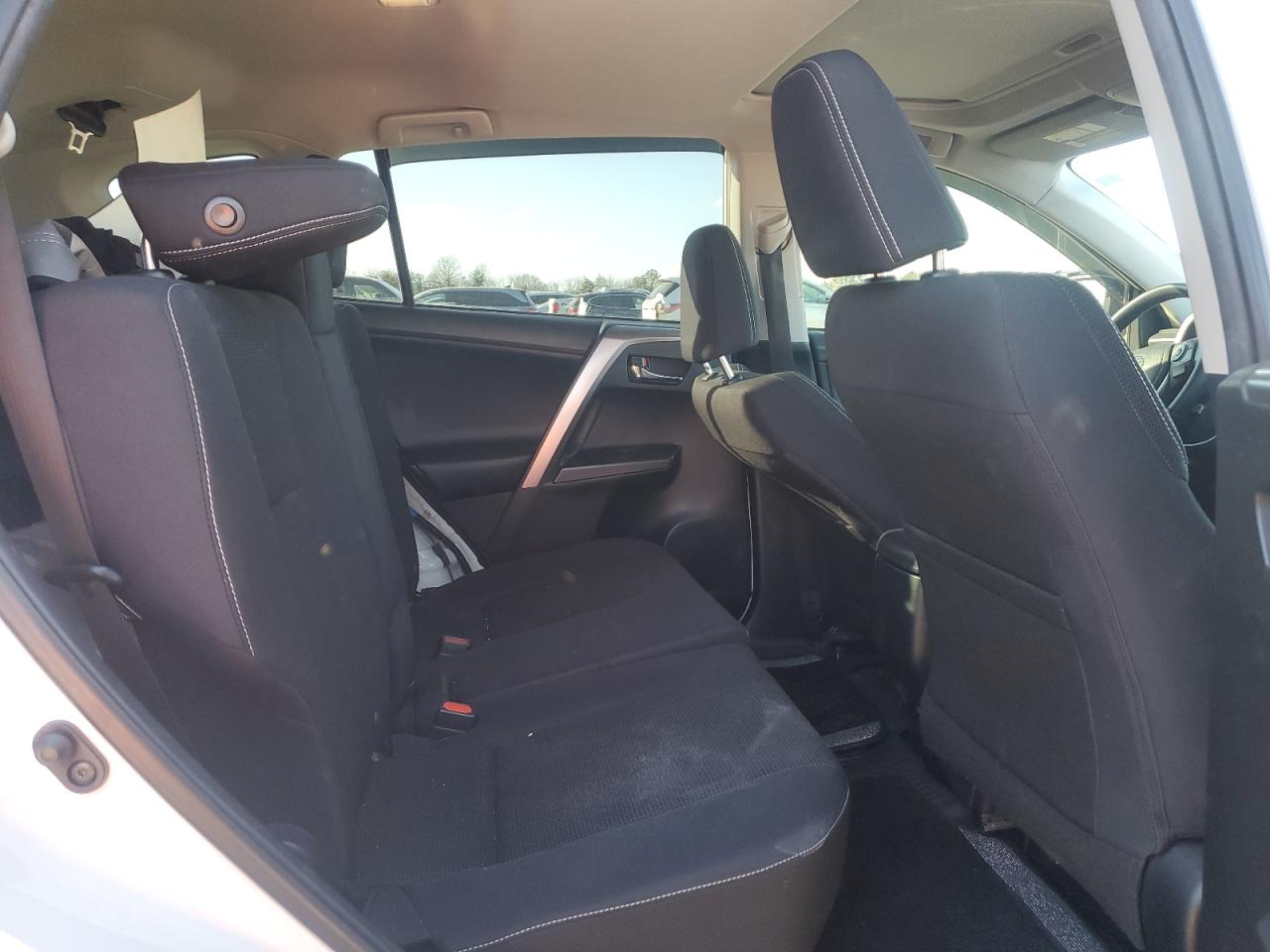 2017 Toyota RAV 4 VIN JTMWFREV5HJ116530 Copart auction photo, rear end / minor dent/scratches damage thumbnail 11