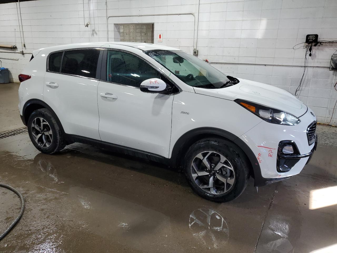 2020 KIA Sportage VIN KNDPMCAC8L7801705 Copart auction photo, side / rear end damage thumbnail 4
