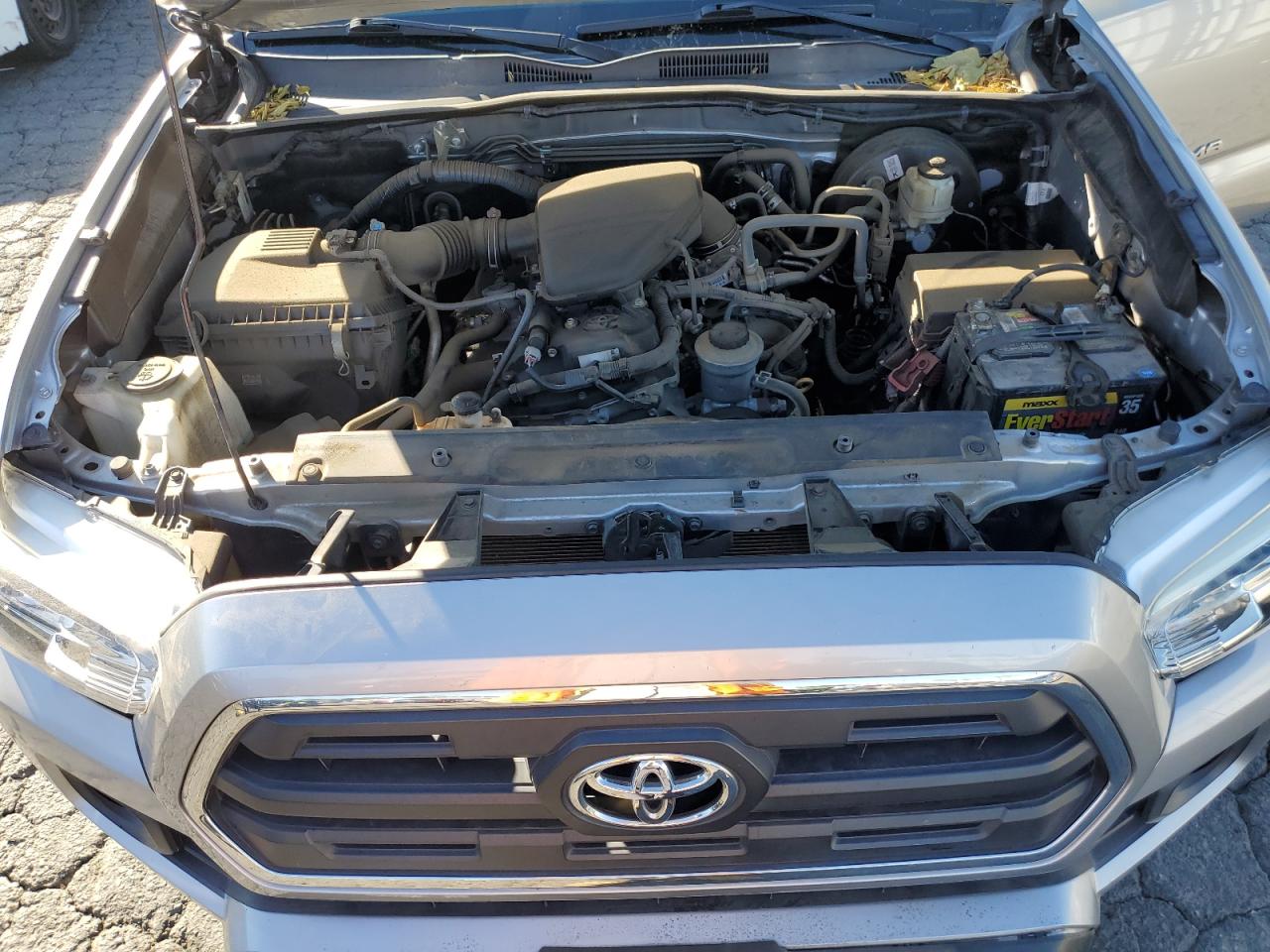 2017 Toyota Tacoma VIN 5TFRX5GN6HX098066 Copart auction photo, rear end damage thumbnail 11