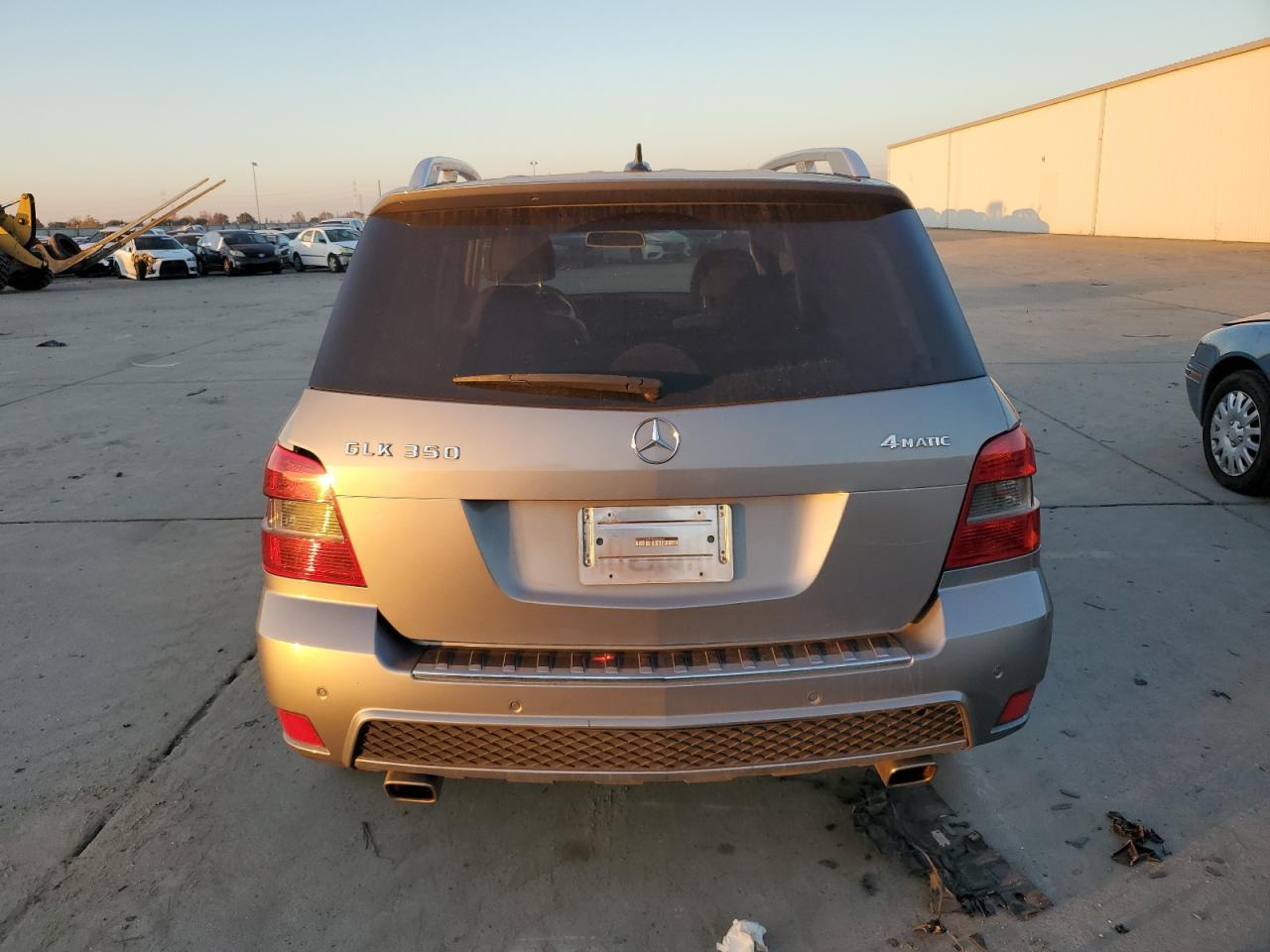 2011 Mercedes-Benz GLK-klasse VIN WDCGG8HB7BF656964 Copart auction photo, vandalism damage thumbnail 6