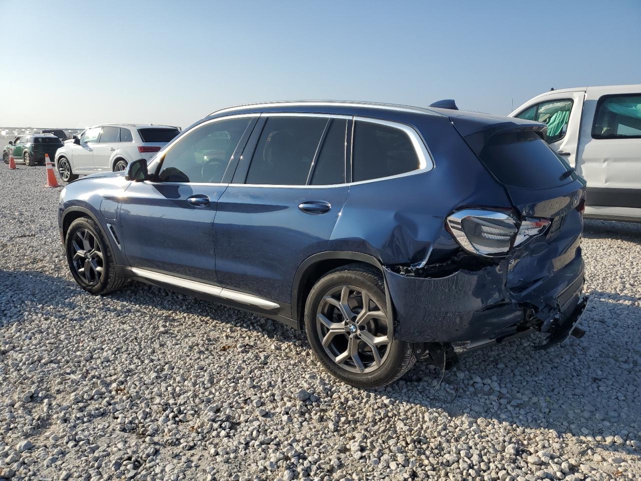 2021 BMW X3 VIN 5UXTS1C03M9F52488 Copart auction photo, rear end damage thumbnail 2