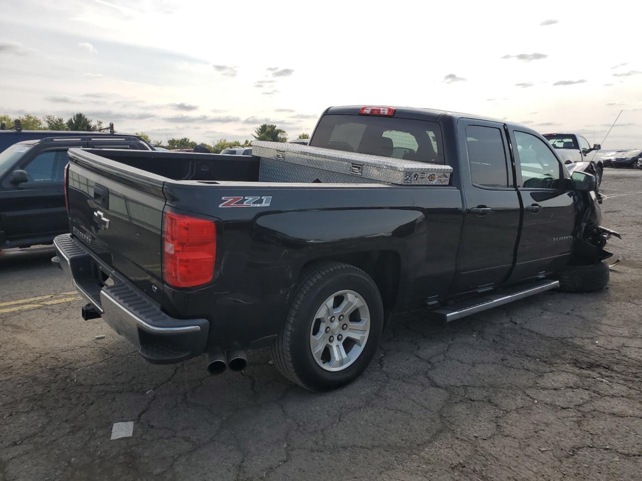 2015 Chevrolet Silverado VIN 1GCVKREC8FZ220949 Copart auction photo, front end / side damage thumbnail 3