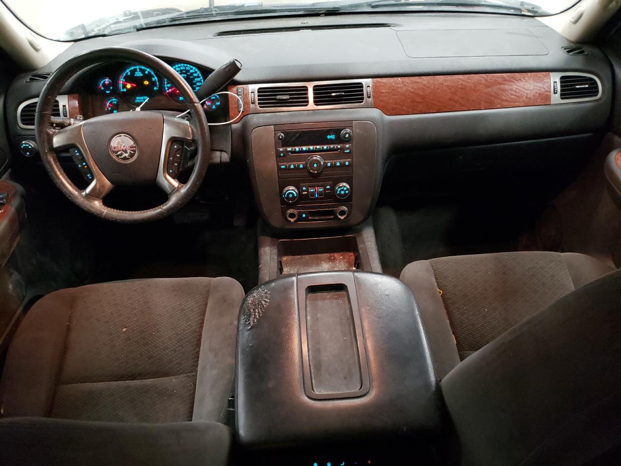 2007 GMC Yukon VIN 1GKFC13097J305475 Copart auction photo, all over damage thumbnail 8