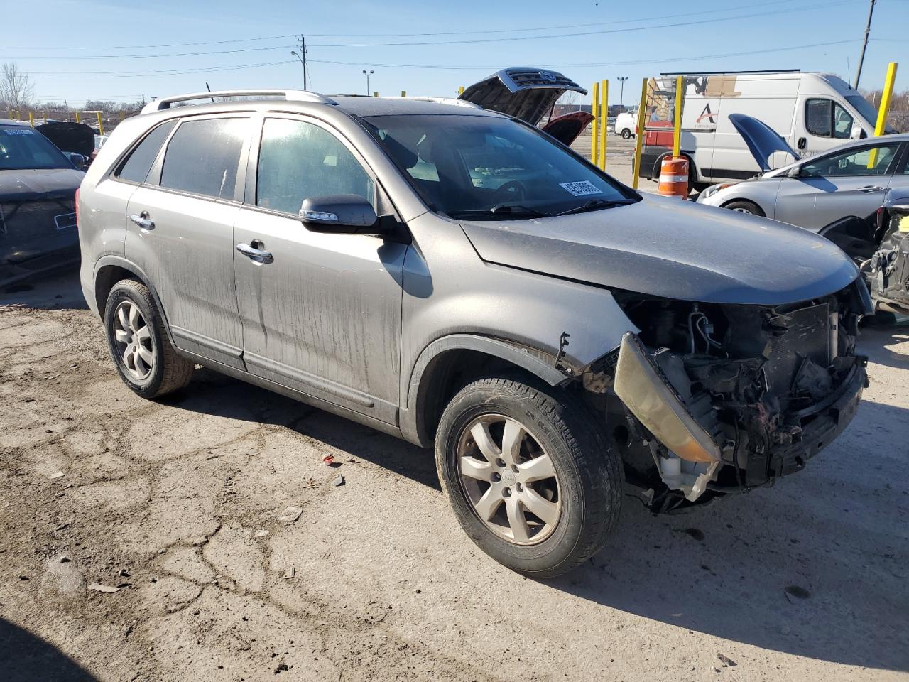 2011 KIA Sorento VIN 5XYKT4A11BG004991 Copart auction photo, front end / minor dent/scratches damage thumbnail 4