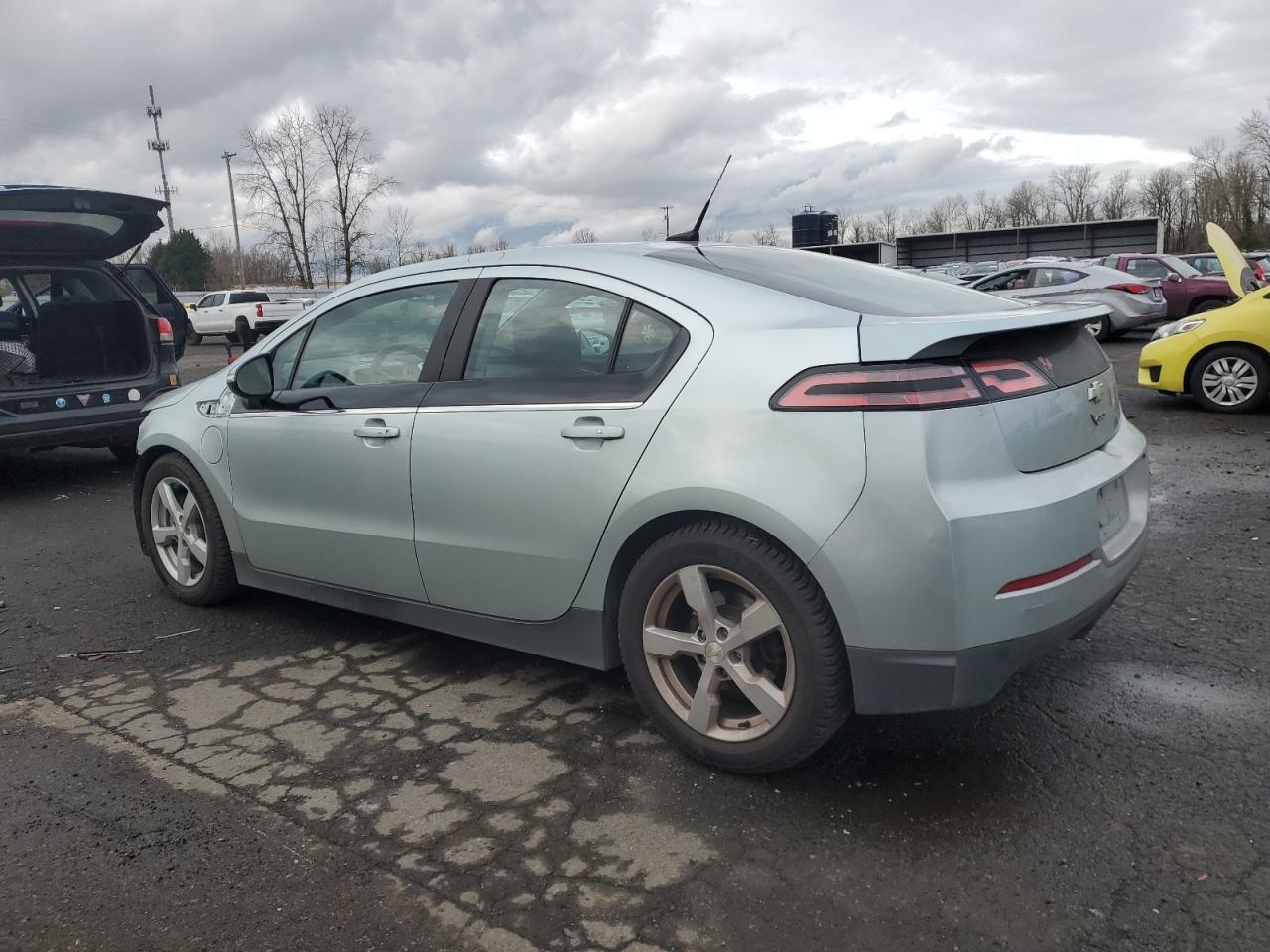 2013 Chevrolet Volt VIN 1G1RA6E42DU107089 Copart auction photo, front end / minor dent/scratches damage thumbnail 2