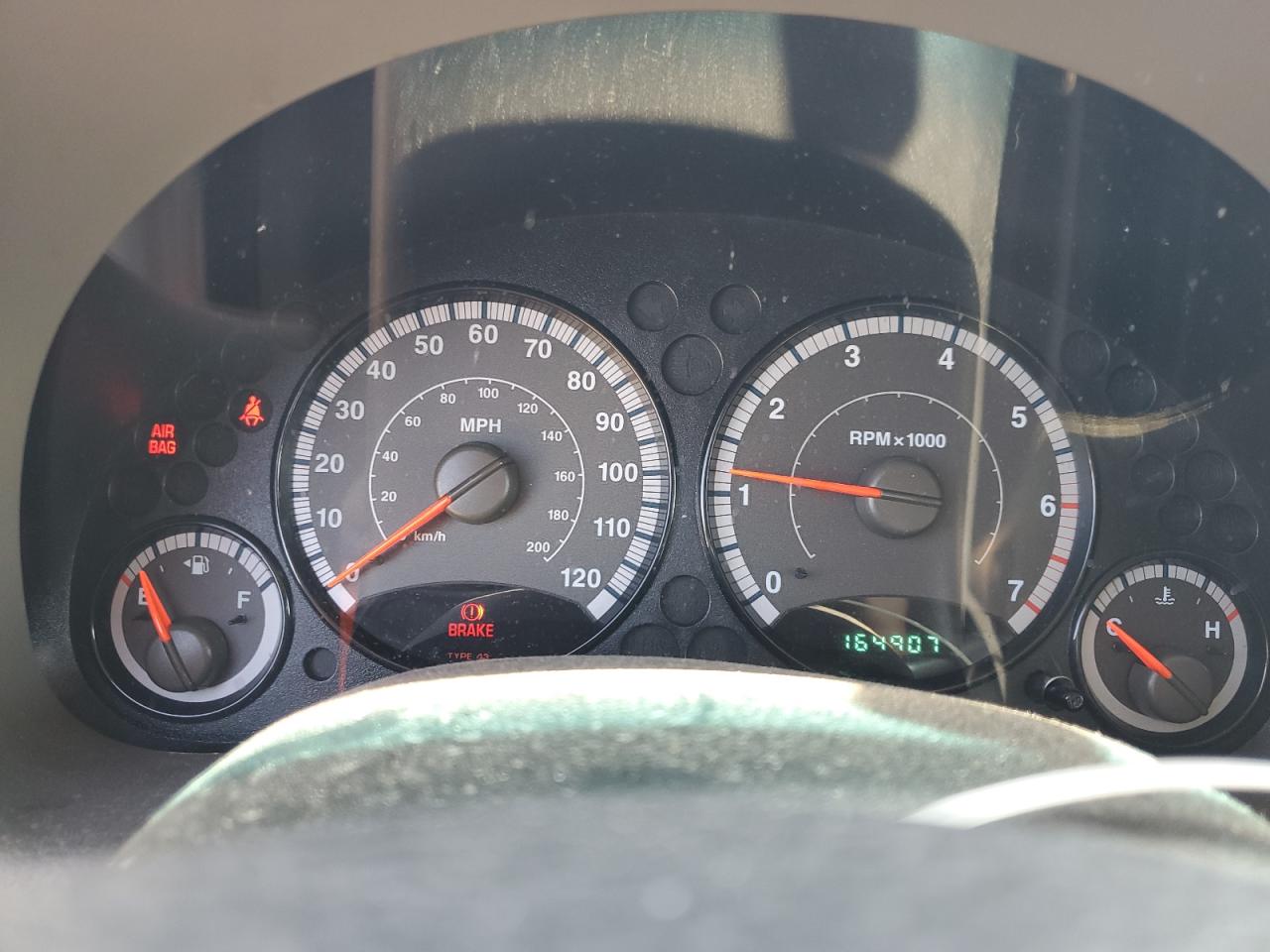 2005 Jeep Liberty (North America) VIN 1J4GK48KX5W519206 Copart auction photo, front end damage thumbnail 9