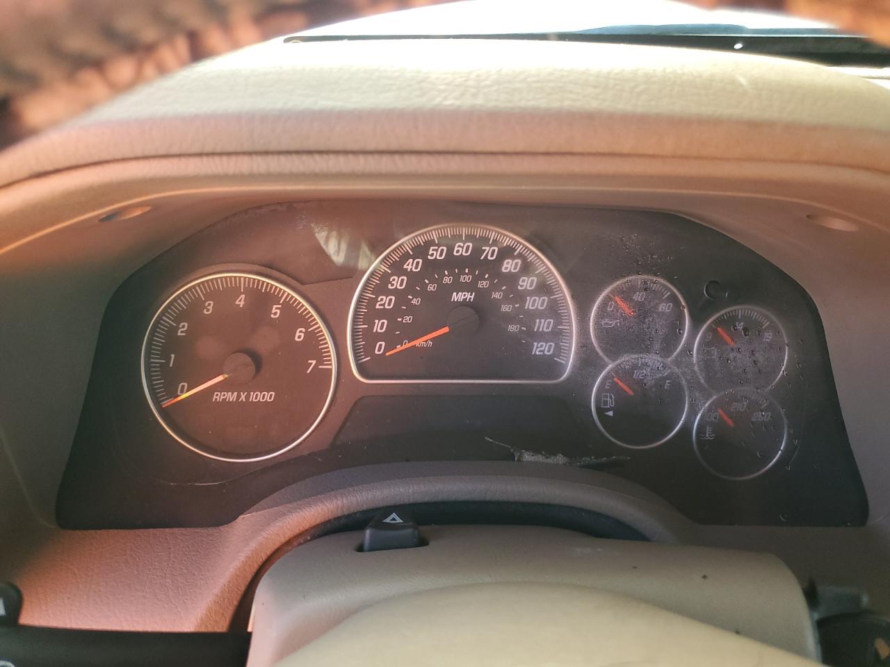 2004 GMC Envoy VIN 1GKET16S546133758 Copart auction photo, burn - engine damage thumbnail 9