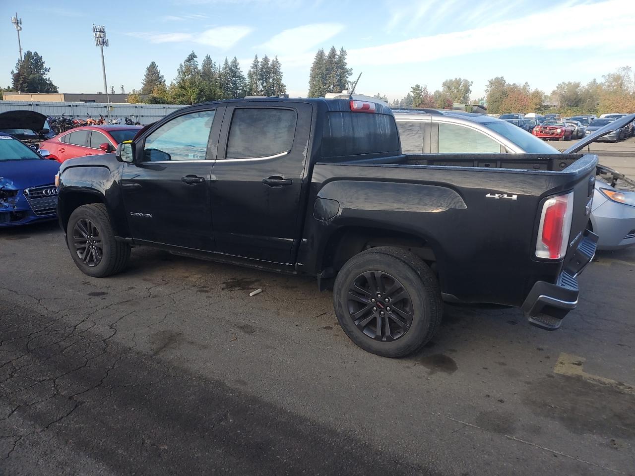 2019 GMC Canyon VIN 1GTG6CENXK1311015 Copart auction photo, rear end damage thumbnail 2