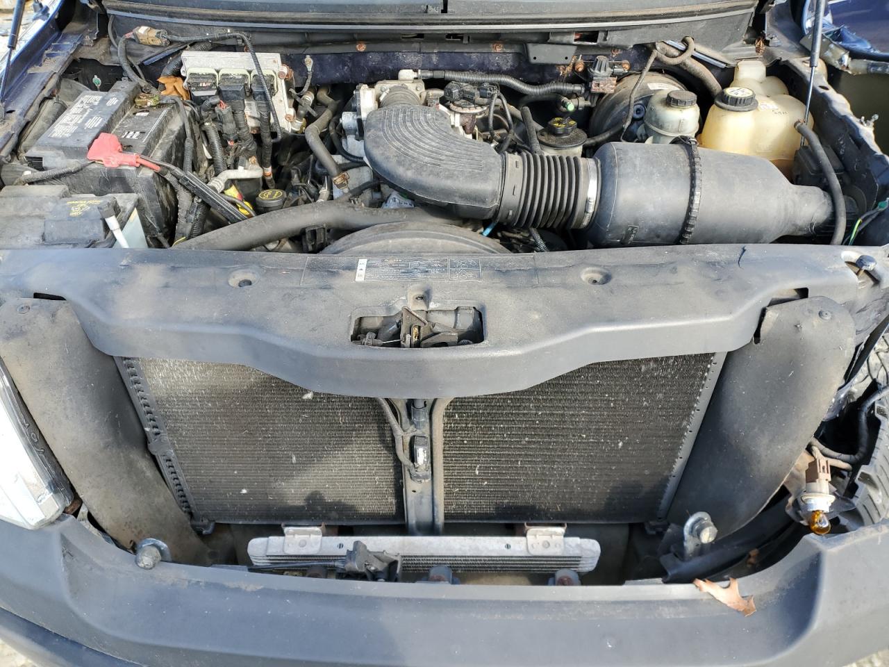 2005 Ford F-150 VIN 1FTRF14W55NC03700 Copart auction photo, front end damage thumbnail 11