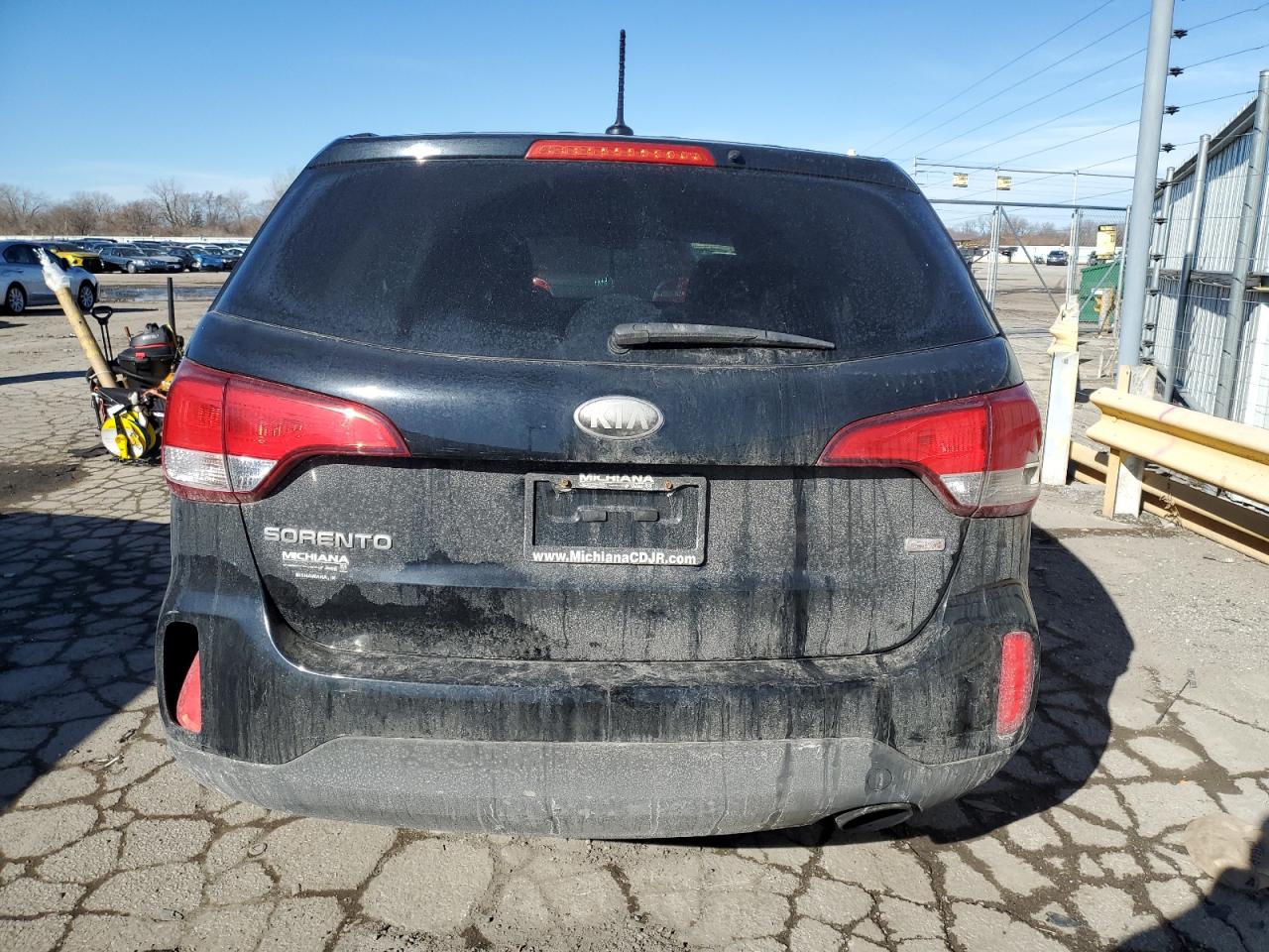 2014 KIA Sorento VIN 5XYKTCA61EG458958 Copart auction photo, side damage thumbnail 6