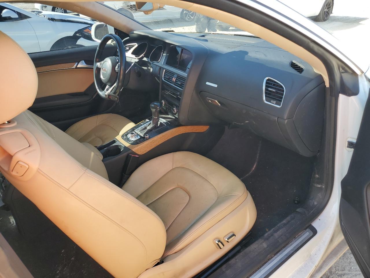 2013 Audi A5 VIN WAULFAFR1DA032881 Copart auction photo, minor dent/scratches damage thumbnail 8