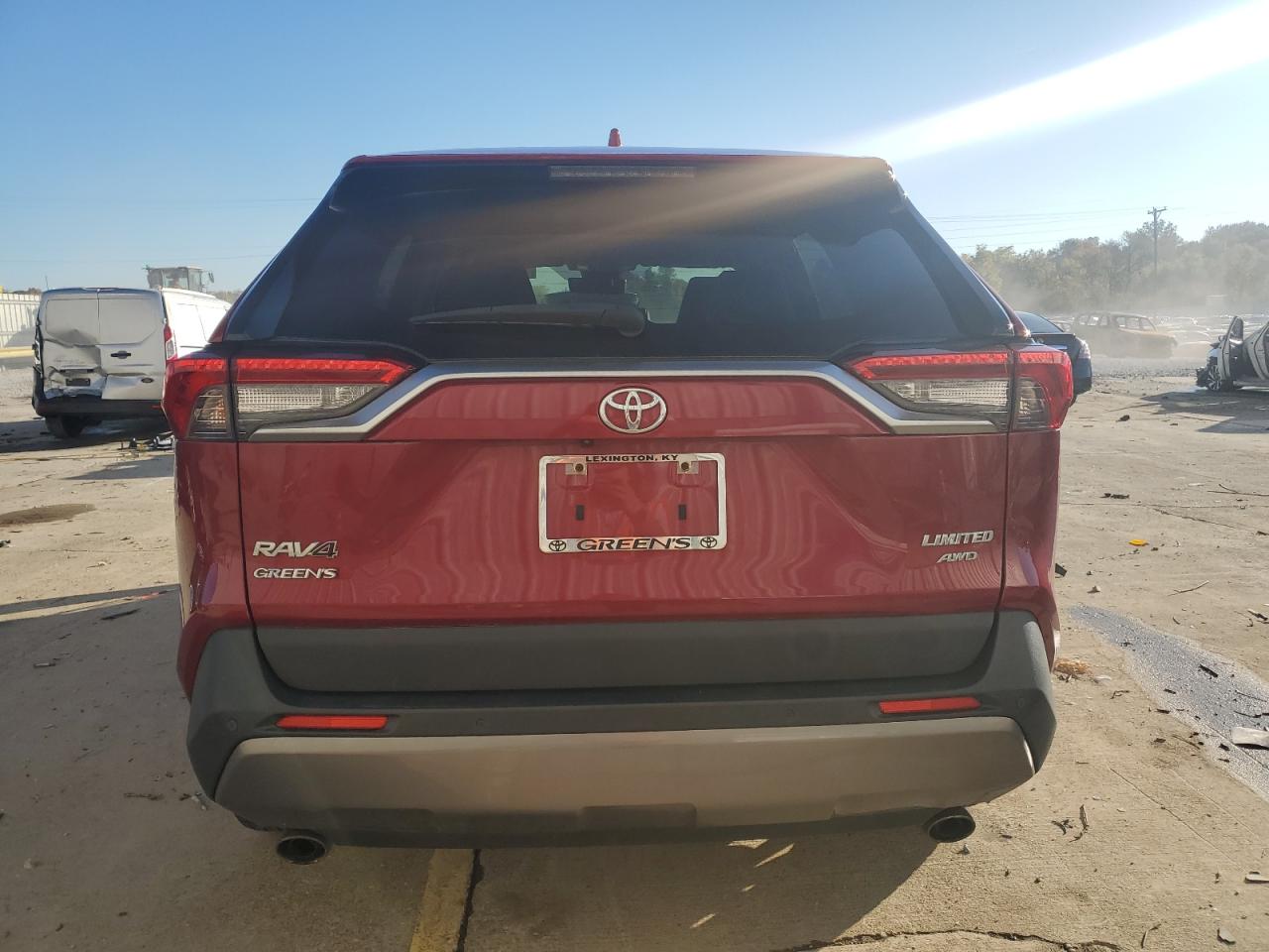 2021 Toyota RAV 4 VIN JTMN1RFV8MD532170 Copart auction photo, front end damage thumbnail 6