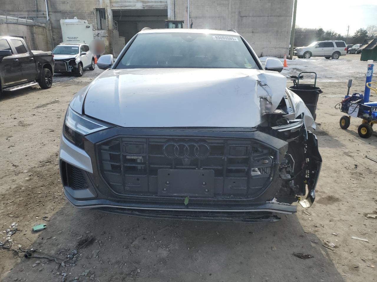 2022 Audi Q8 VIN WA1EVBF1XND034704 Copart auction photo, front end / side damage thumbnail 5