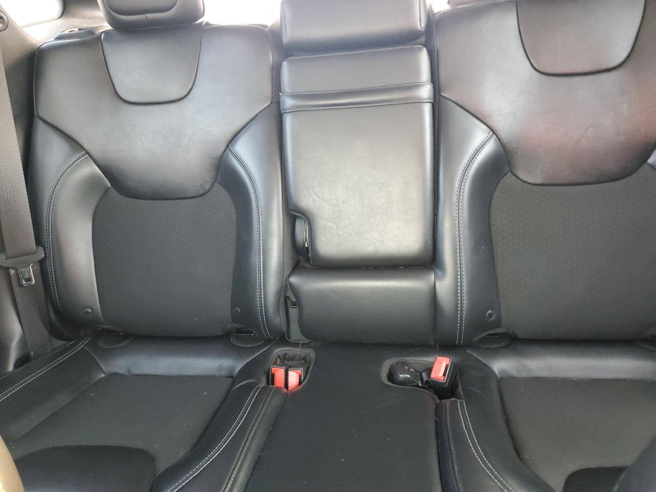2019 Jeep Grand Cherokee VIN 1C4PJLLB5KD366865 Copart auction photo, front end / side damage thumbnail 10