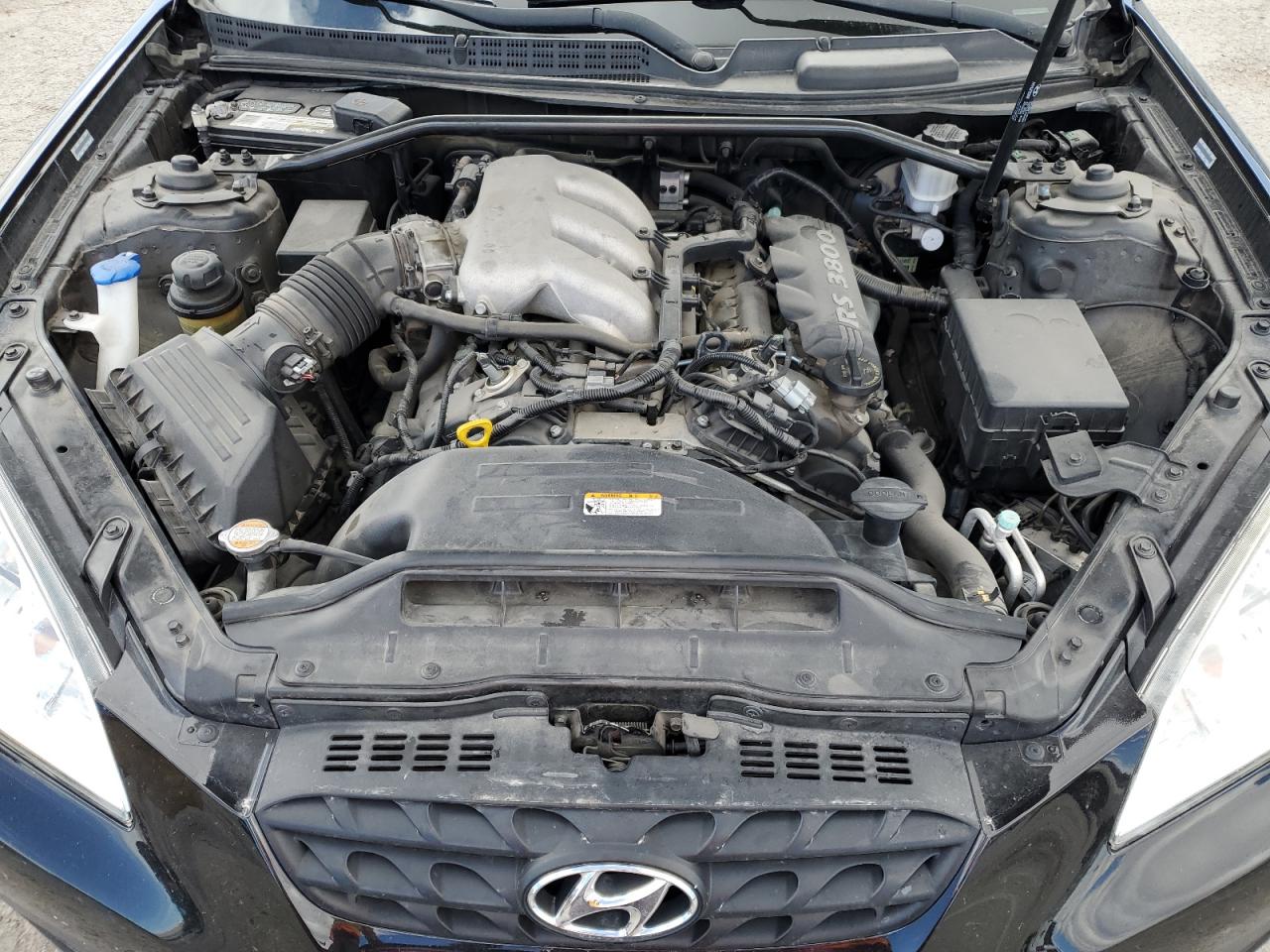 2011 Hyundai Genesis VIN KMHHU6KH8BU063934 Copart auction photo, vandalism damage thumbnail 11