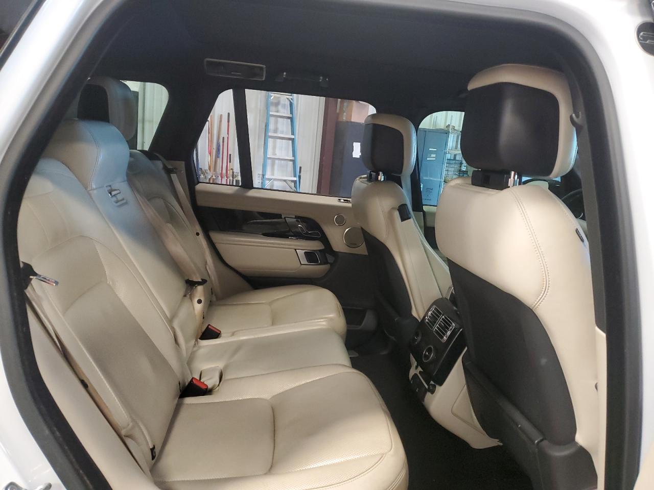 2019 Land Rover Range Rover VIN SALGS2SVXKA564760 Copart auction photo, front end / side damage thumbnail 10