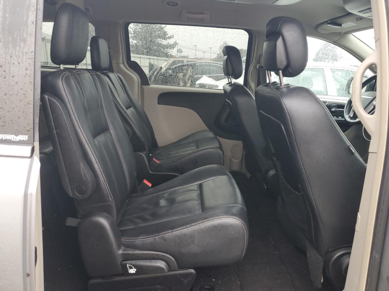 2014 Chrysler Town & Country VIN 2C4RC1BG4ER296166 Copart auction photo, all over damage thumbnail 11