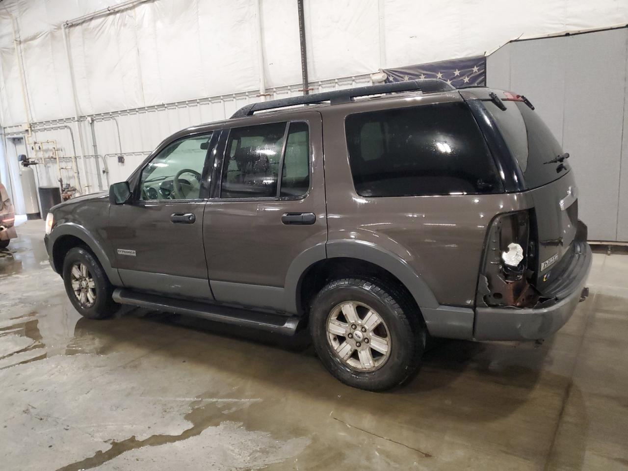 2006 Ford Explorer VIN 1FMEU73E26UB73199 Copart auction photo, rear end damage thumbnail 2