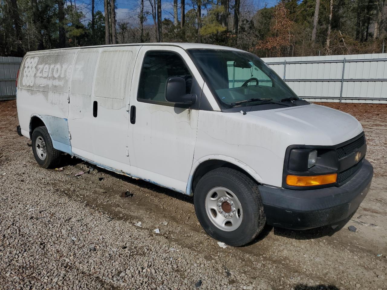2014 Chevrolet Express VIN 1GCWGGBA3E1210372 Copart auction photo, normal wear damage thumbnail 4