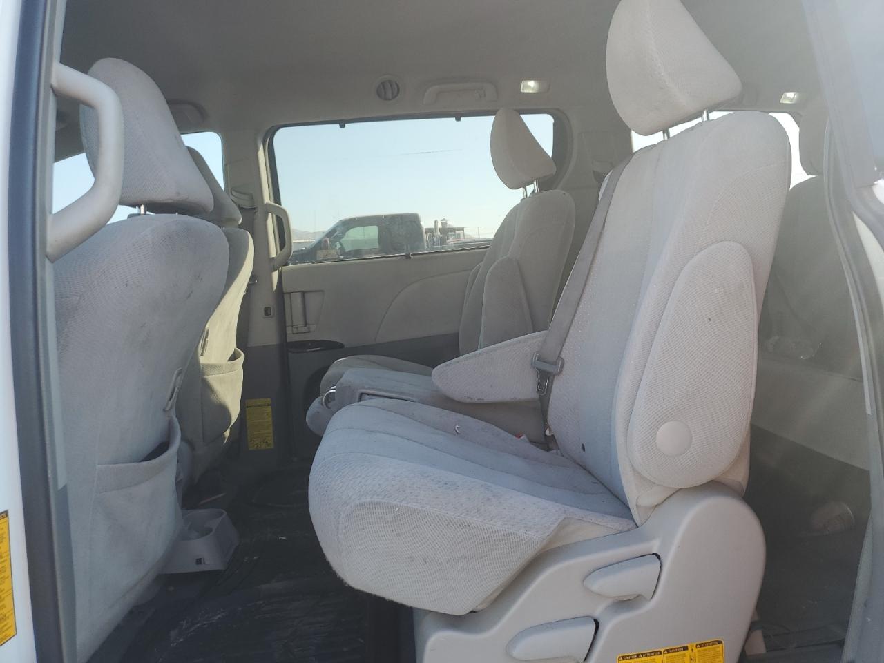 2014 Toyota Sienna VIN 5TDKK3DC9ES481878 Copart auction photo, rear end damage thumbnail 11