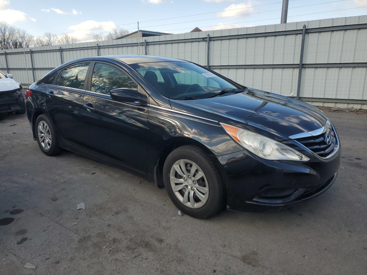 2011 Hyundai Sonata VIN 5NPEB4AC6BH300812 Copart auction photo, burn - interior / mechanical damage thumbnail 4