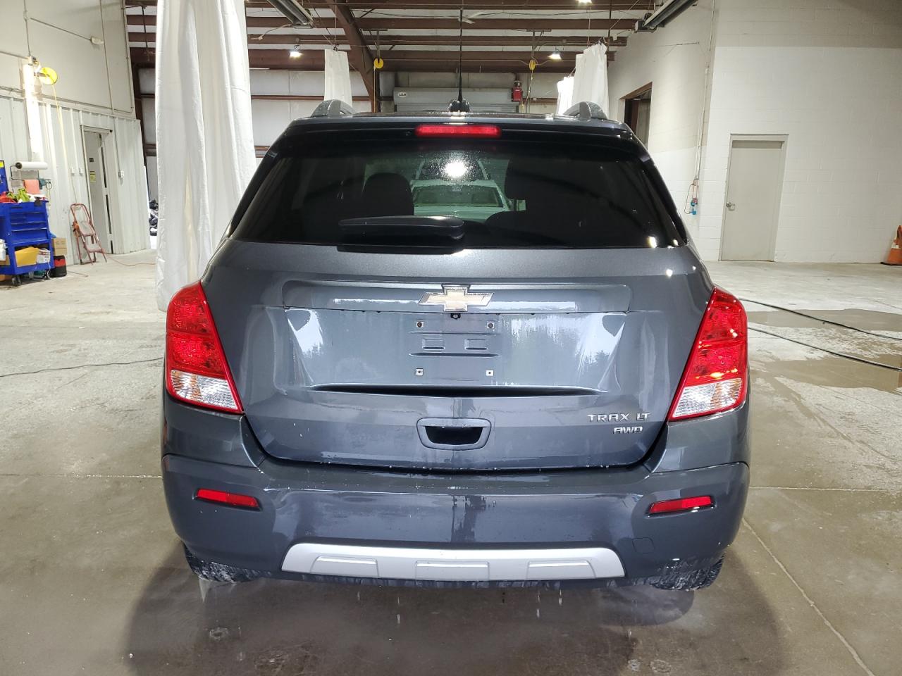 2016 Chevrolet Trax VIN 3GNCJPSB7GL198744 Copart auction photo, side / mechanical damage thumbnail 6