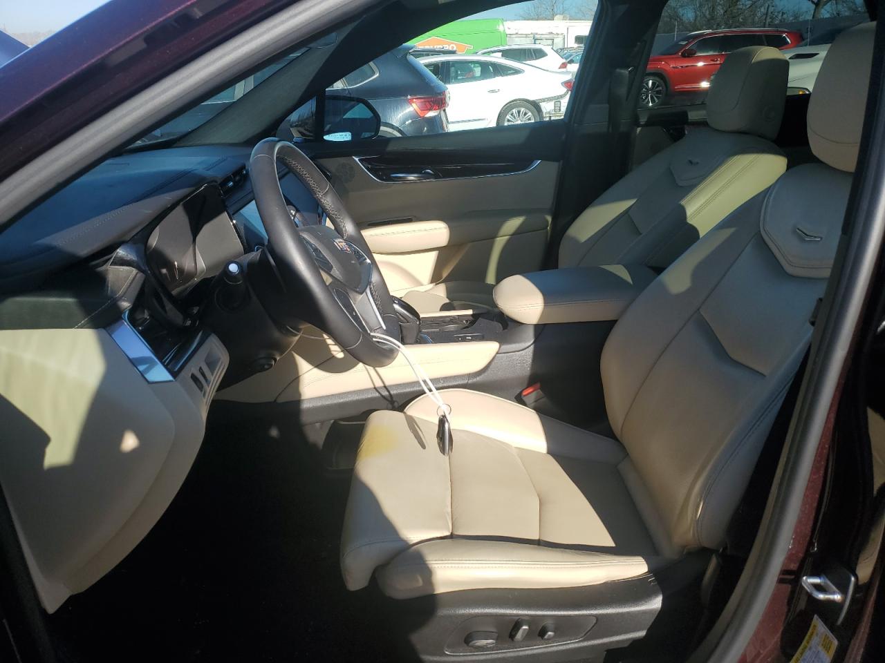 2017 Cadillac XT5 VIN 1GYKNBRS2HZ239867 Copart auction photo, front end damage thumbnail 7