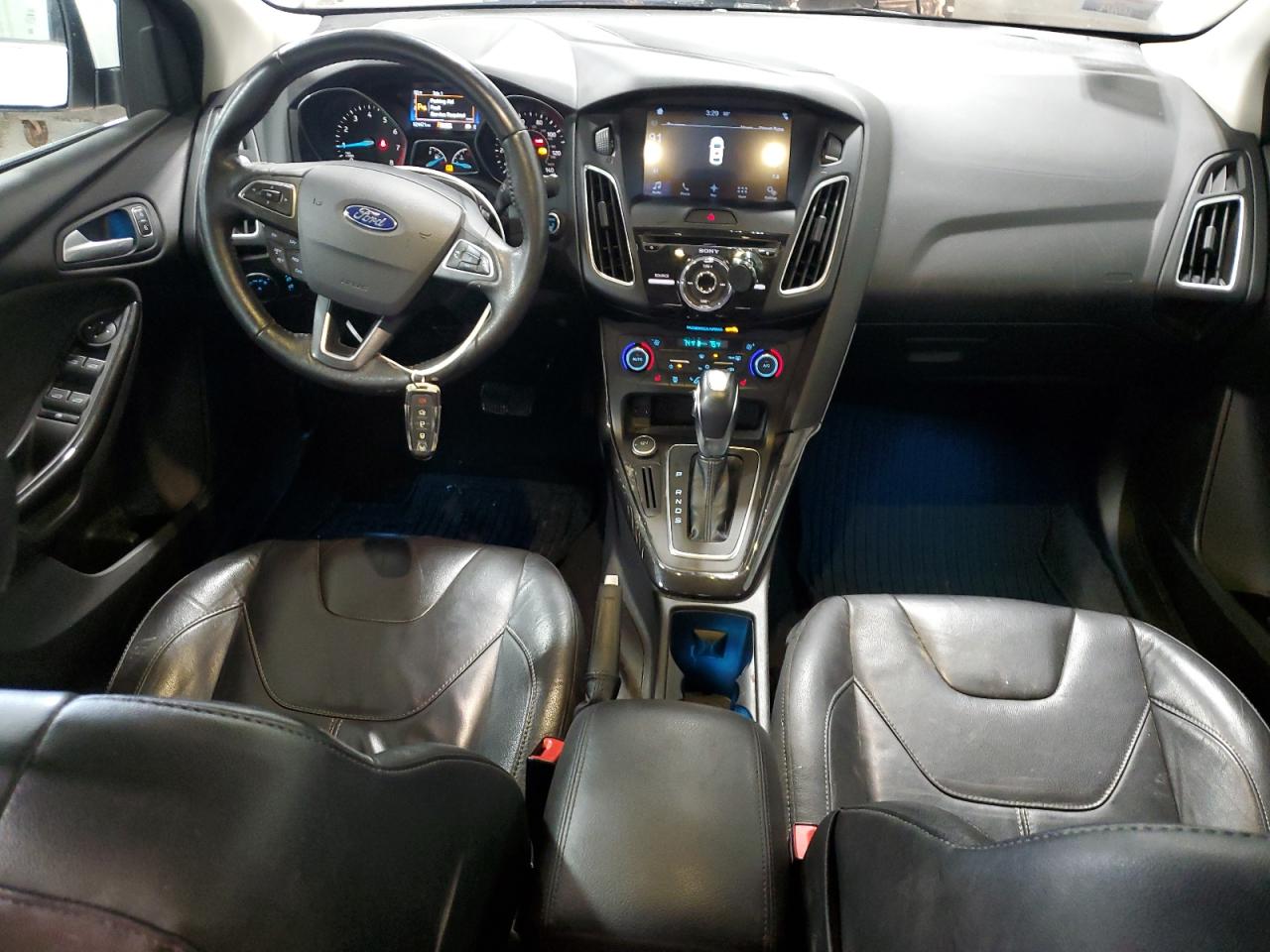 2016 Ford Focus VIN 1FADP3J26GL324793 Copart auction photo, rear end / side damage thumbnail 8