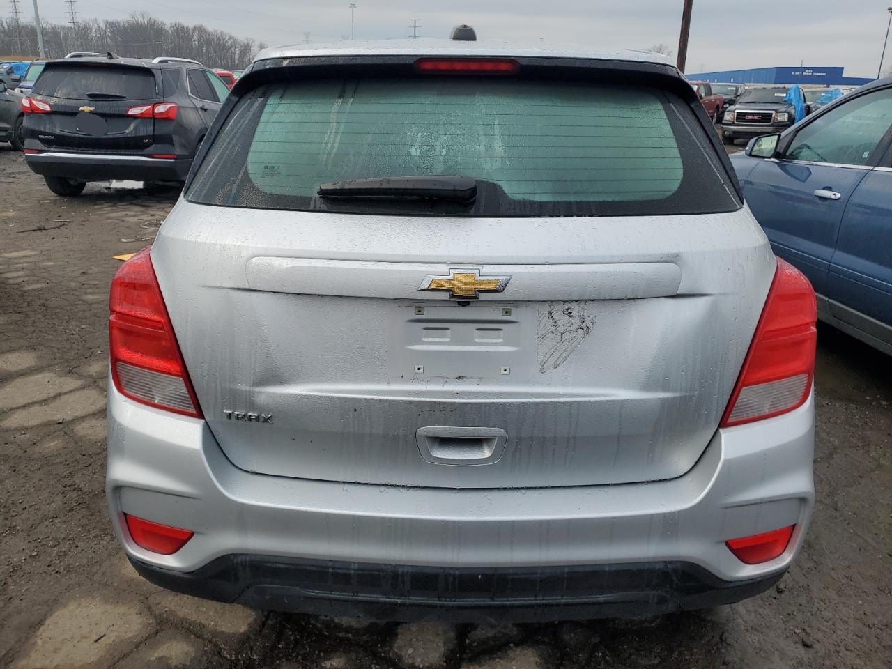 2018 Chevrolet Trax VIN KL7CJKSB5JB732664 Copart auction photo, side damage thumbnail 6