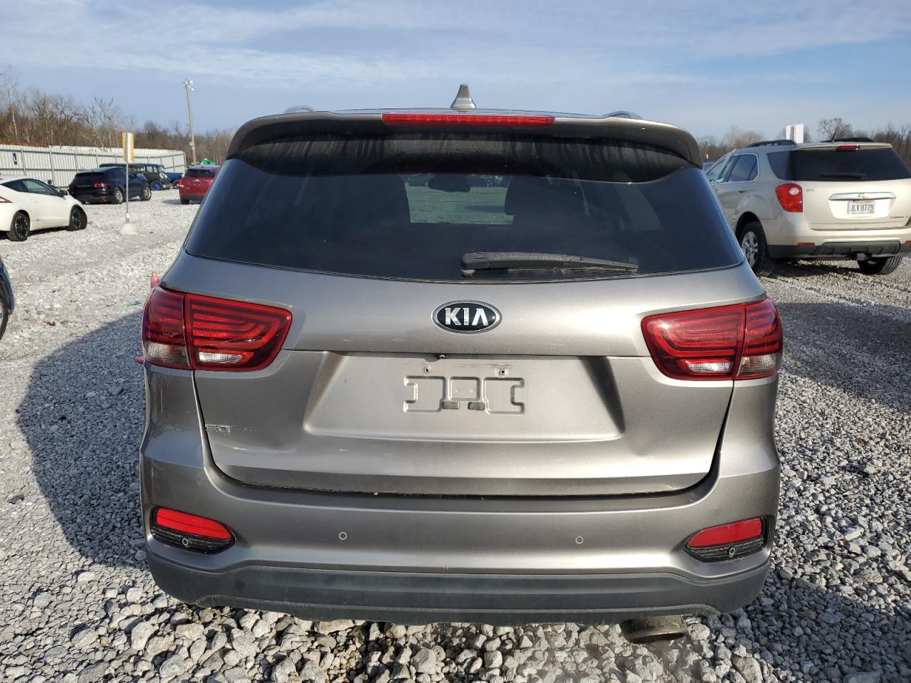 2019 KIA Sorento VIN 5XYPGDA33KG435585 Copart auction photo, front end / undercarriage damage thumbnail 6