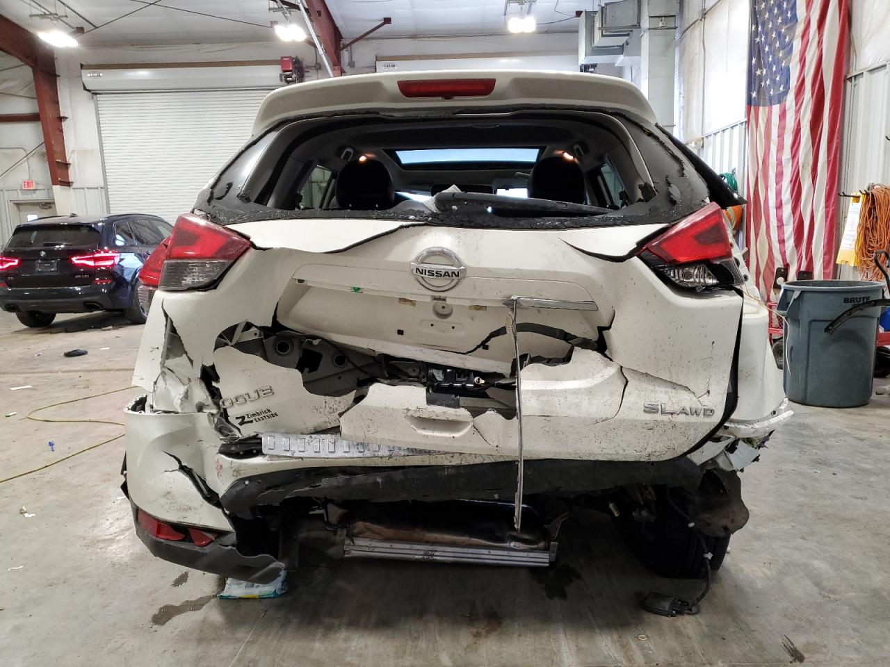 2017 Nissan Rogue VIN 5N1AT2MV8HC746263 Copart auction photo, rear end damage thumbnail 6