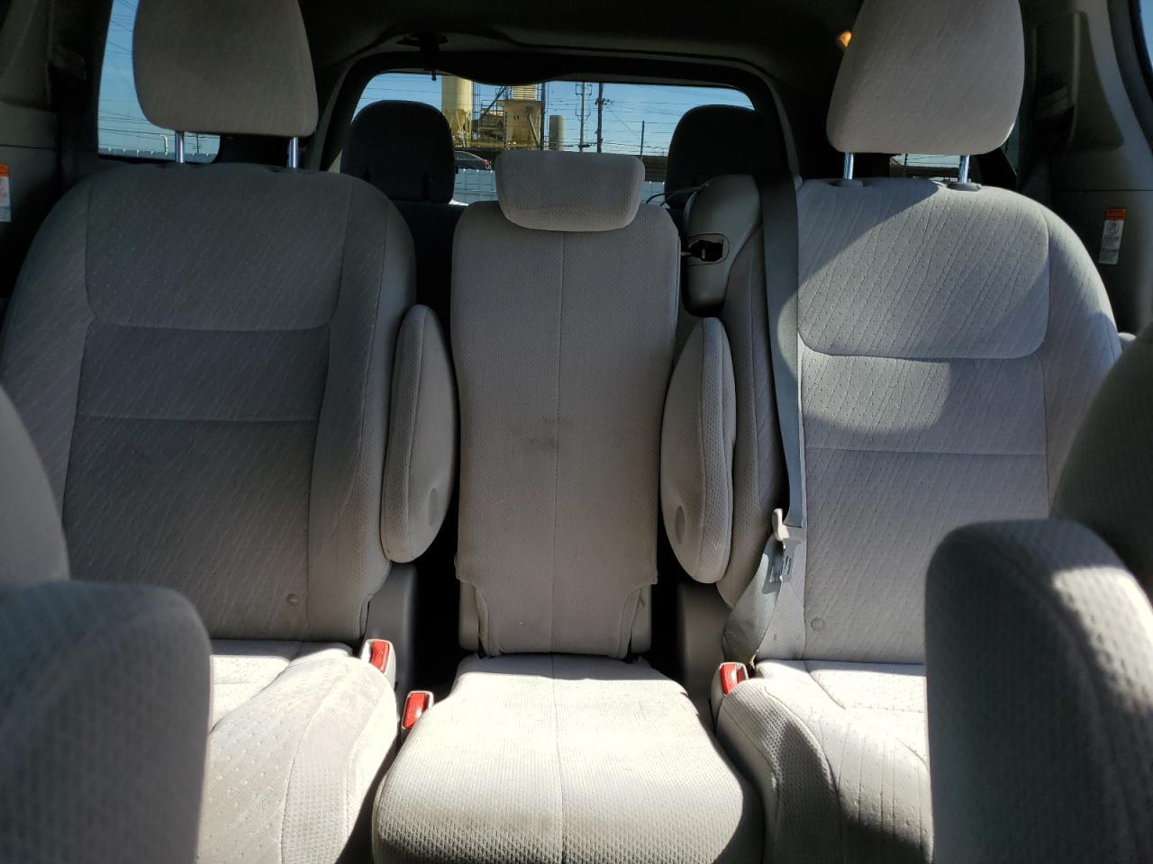 2016 Toyota Sienna VIN 5TDKK3DC2GS726250 Copart auction photo, side / rear end damage thumbnail 10