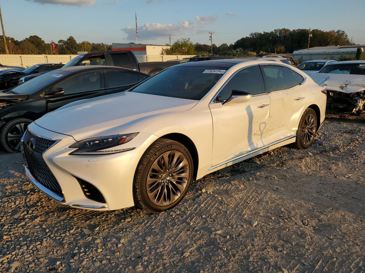 2018 Lexus LS VIN JTHC5LFF9J5000318