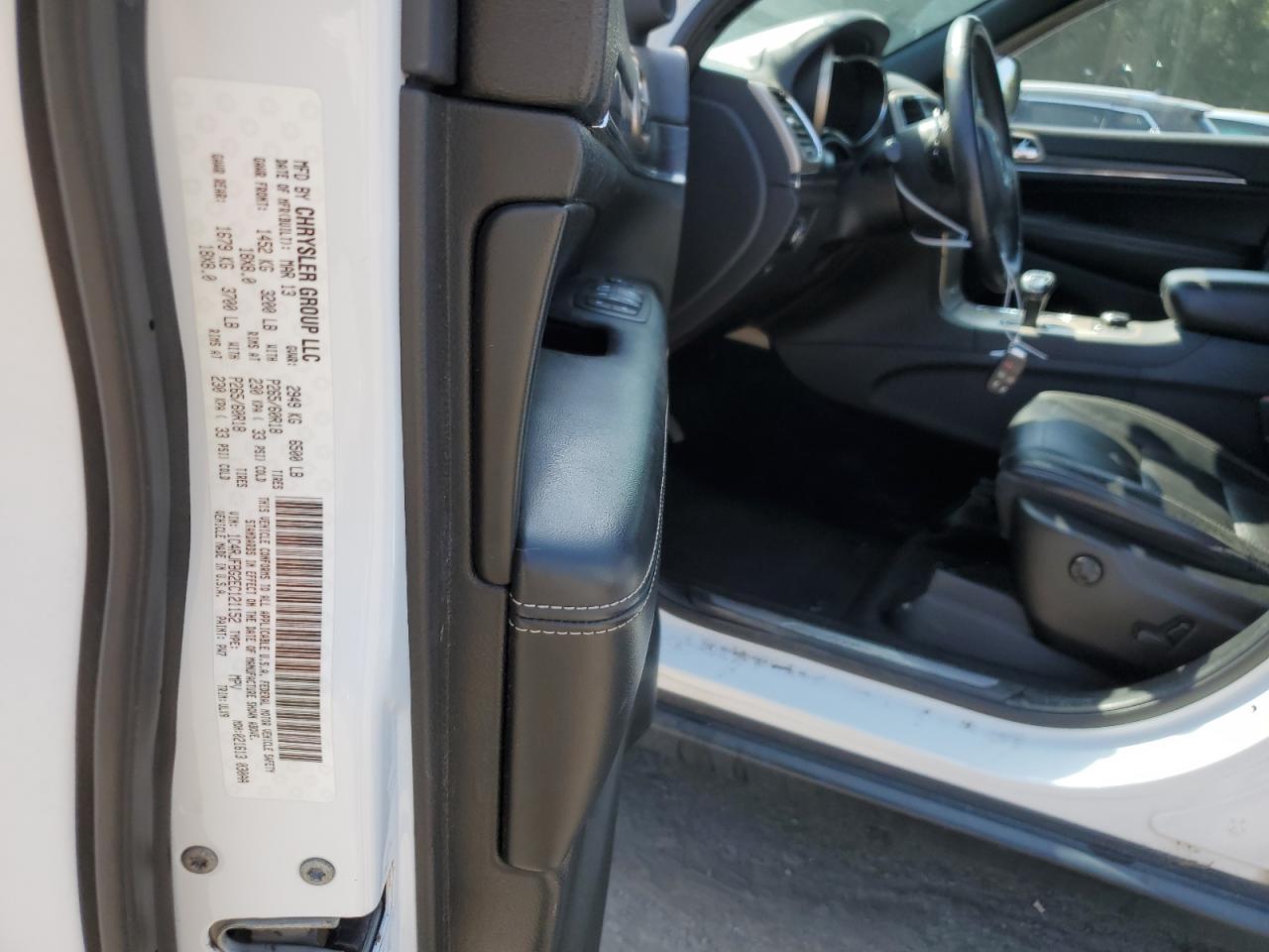 2014 Jeep Grand Cherokee VIN 1C4RJFBG2EC121152 Copart auction photo, front end / minor dent/scratches damage thumbnail 13