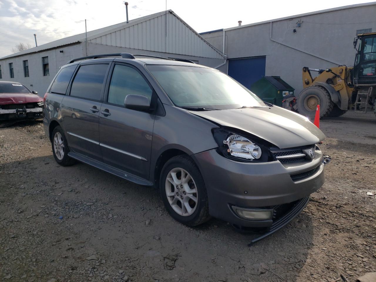 2004 Toyota Sienna VIN 5TDZA22C44S070689 Copart auction photo, front end / rear end damage thumbnail 4