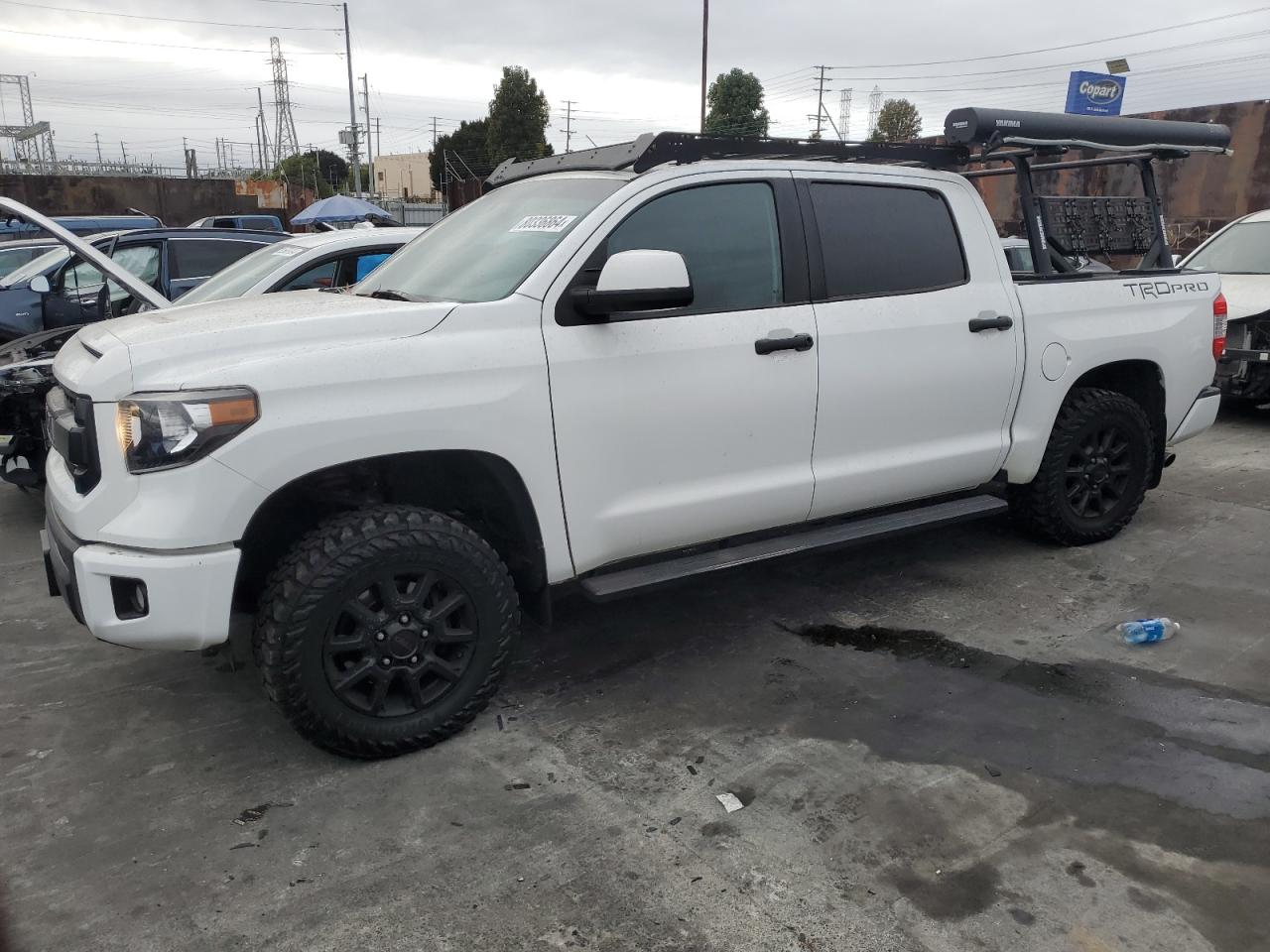 2017 Toyota Tundra VIN 5TFDW5F15HX609228
