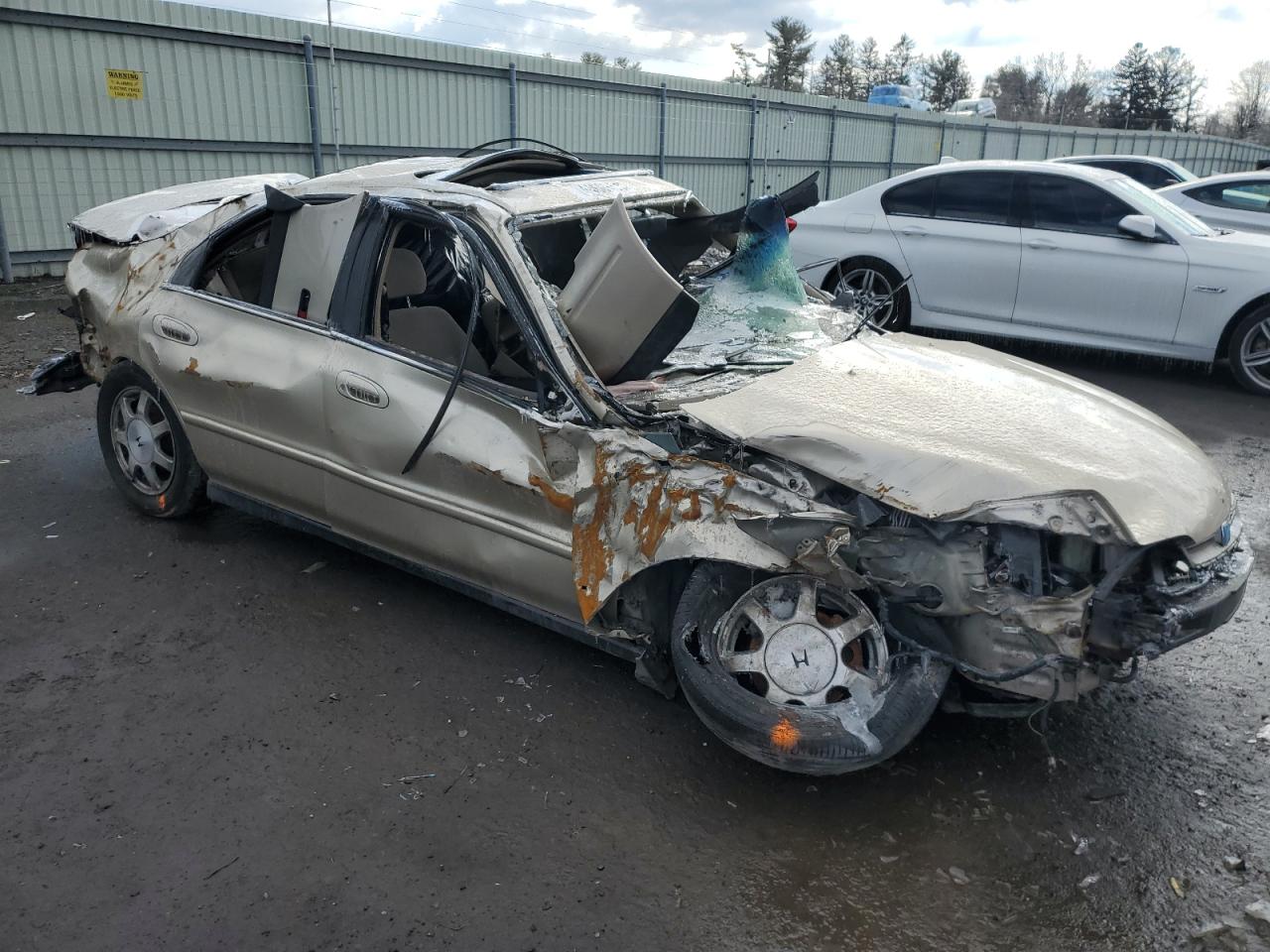 1994 Honda Accord VIN JHMCD5657RC060644 Copart auction photo, rollover damage thumbnail 4