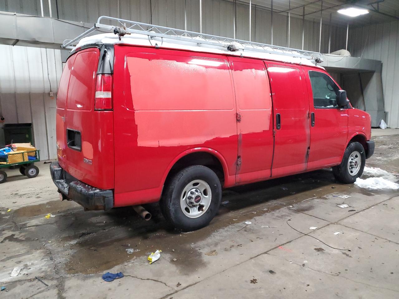 2015 GMC Savana VIN 1GTZ7TCG1F1249701 Copart auction photo, normal wear damage thumbnail 3