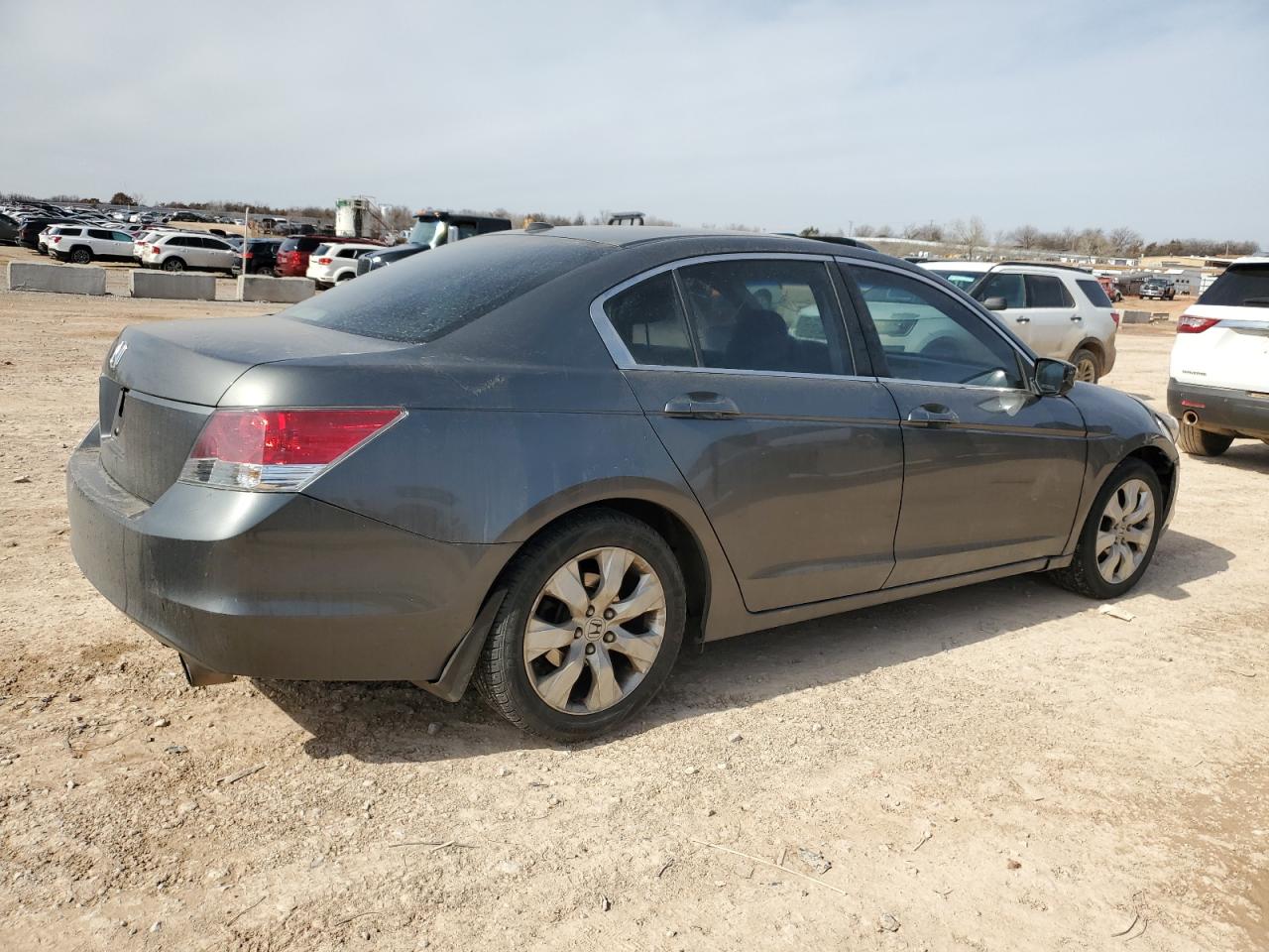 2009 Honda Accord VIN JHMCP26829C003199 Copart auction photo, mechanical / minor dent/scratches damage thumbnail 3