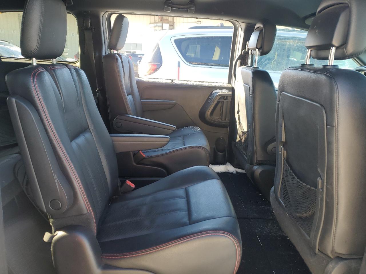 2019 Dodge Caravan VIN 2C4RDGEG1KR558099 Copart auction photo, side / rear end damage thumbnail 11