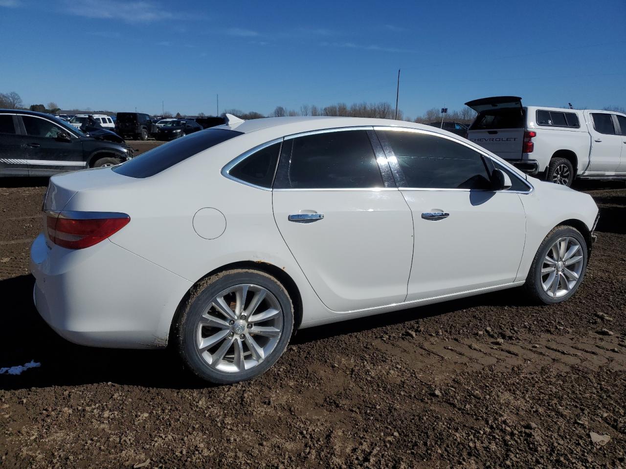 2014 Buick Verano VIN 1G4PS5SK4E4147776 Copart auction photo, front end / minor dent/scratches damage thumbnail 3