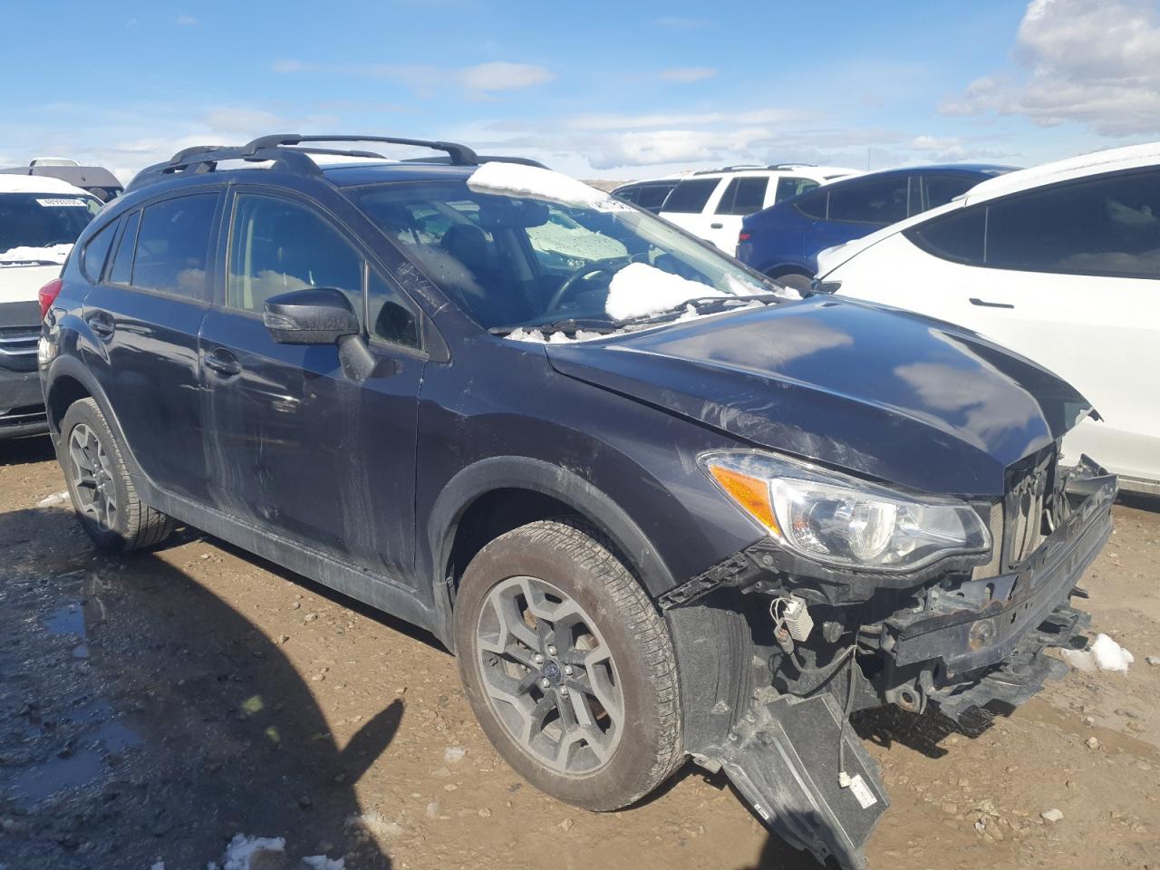 2017 Subaru XV VIN JF2GPAKC1HH277293 Copart auction photo, front end / side damage thumbnail 4