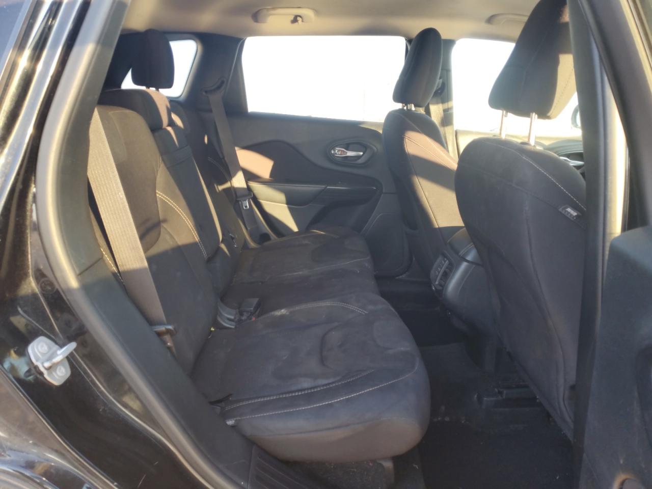 2016 Jeep Grand Cherokee VIN 1C4PJMCS1GW135009 Copart auction photo, side damage thumbnail 11