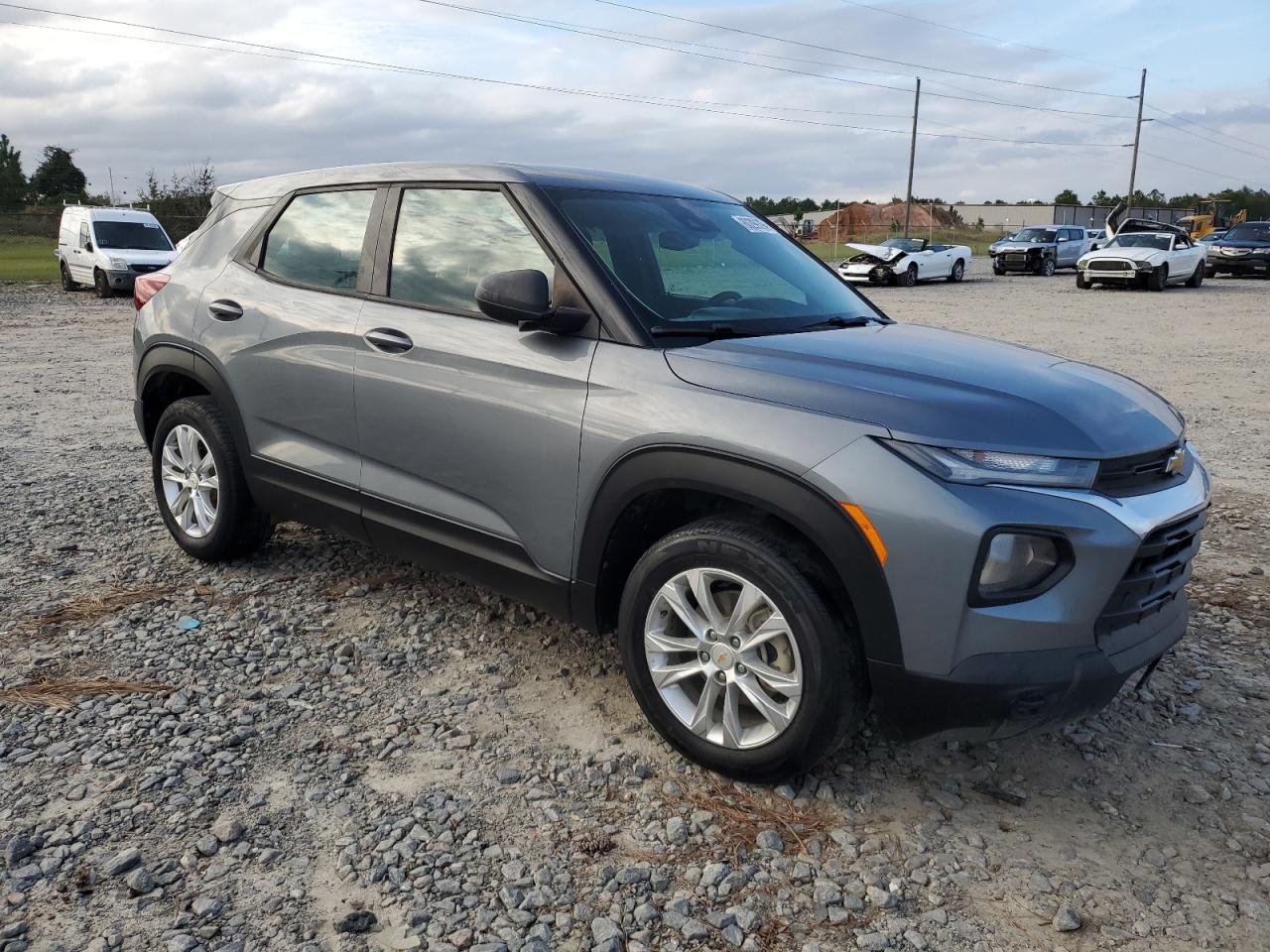2021 Chevrolet TrailBlazer VIN KL79MMS27MB068918 Copart auction photo, all over damage thumbnail 4