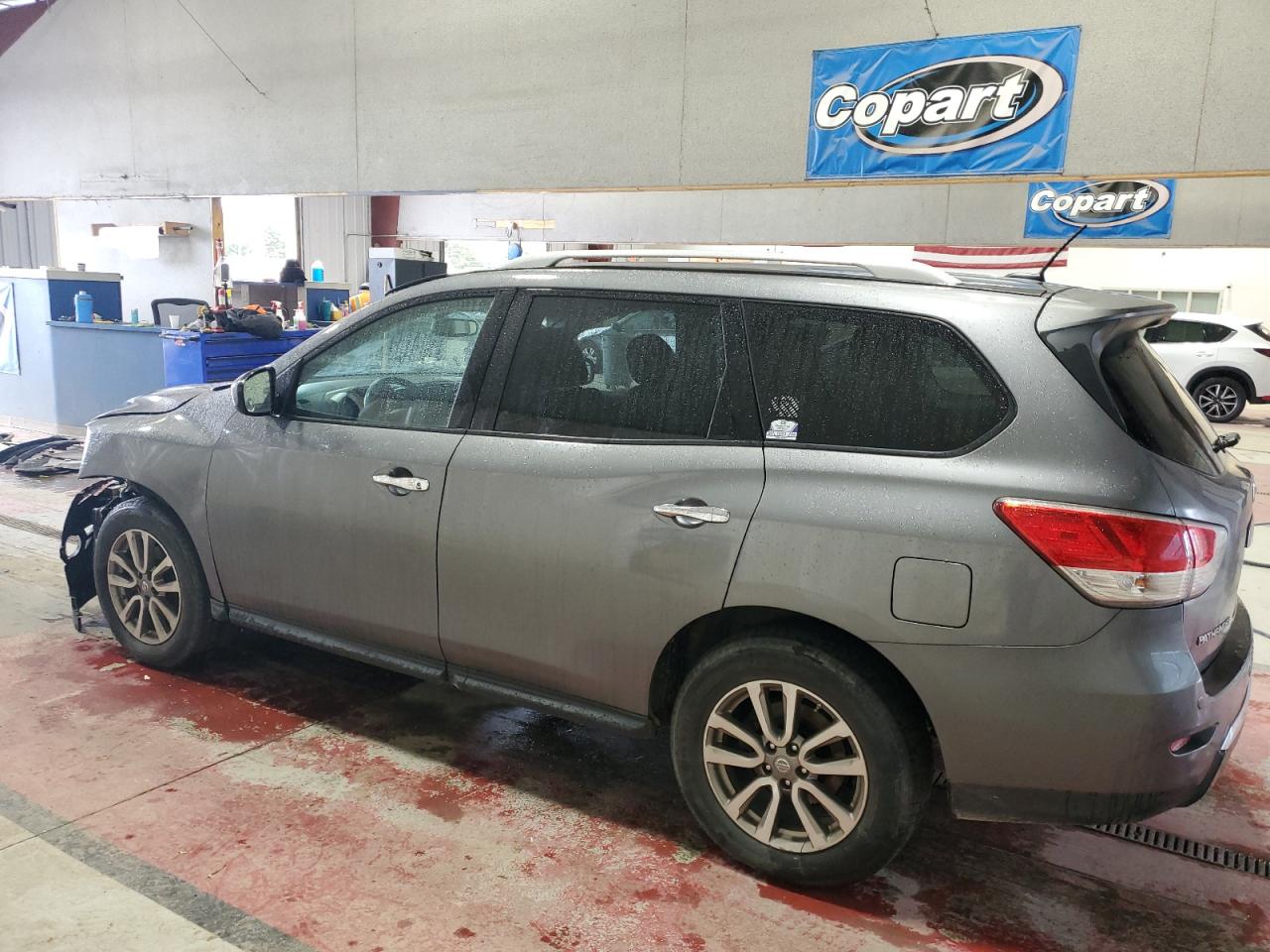 2015 Nissan Pathfinder VIN 5N1AR2MN6FC610189 Copart auction photo, front end / rear end damage thumbnail 2