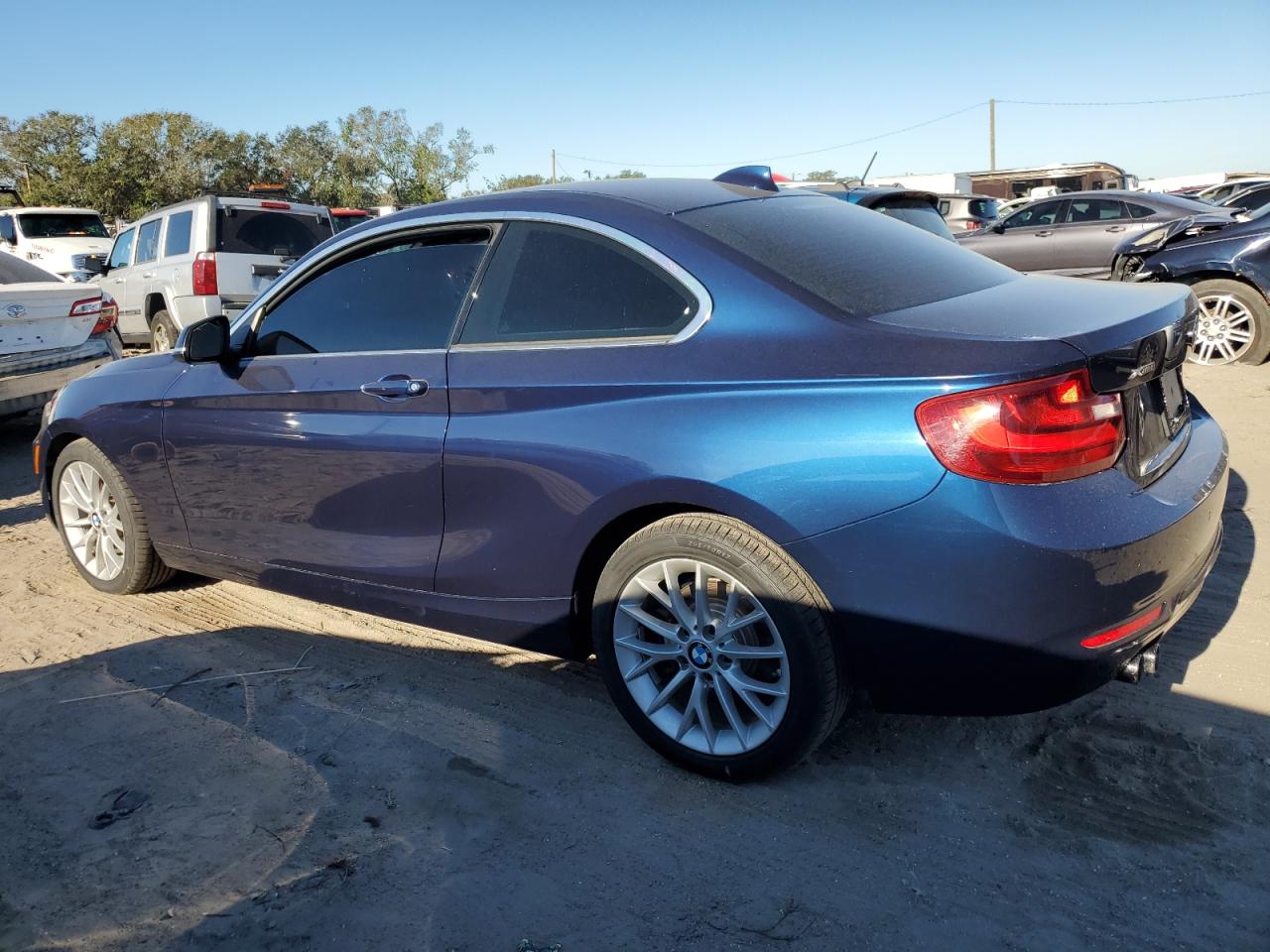 2016 BMW 2er VIN WBA1G9C53GV599143 Copart auction photo, front end damage thumbnail 2