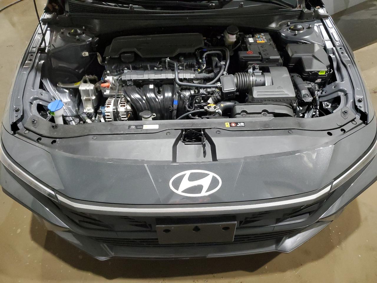 2024 Hyundai Elantra VIN KMHLL4DG6RU844922 Copart auction photo, rear end / minor dent/scratches damage thumbnail 11