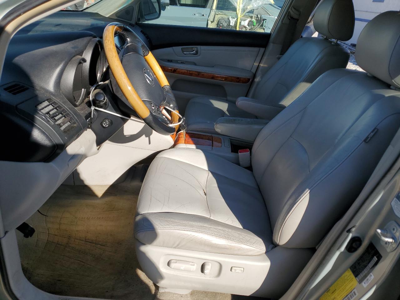 2006 Lexus RX VIN 2T2HA31U56C104741 Copart auction photo, front end / mechanical damage thumbnail 7