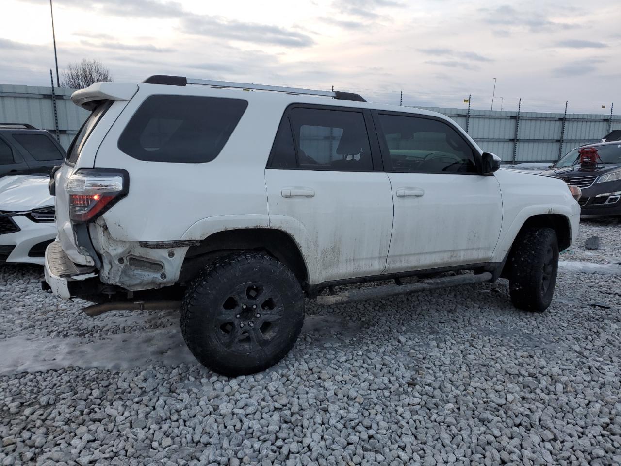2014 Toyota 4Runner VIN JTEBU5JR1E5159039 Copart auction photo, rear end damage thumbnail 6