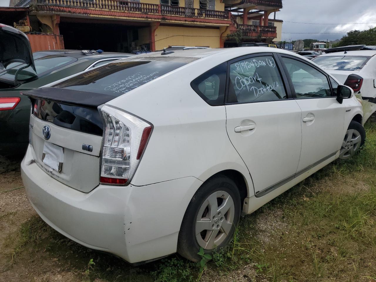 2011 Toyota Prius VIN JTDKN3DUXB0288296 Copart auction photo, front end / rear end damage thumbnail 3